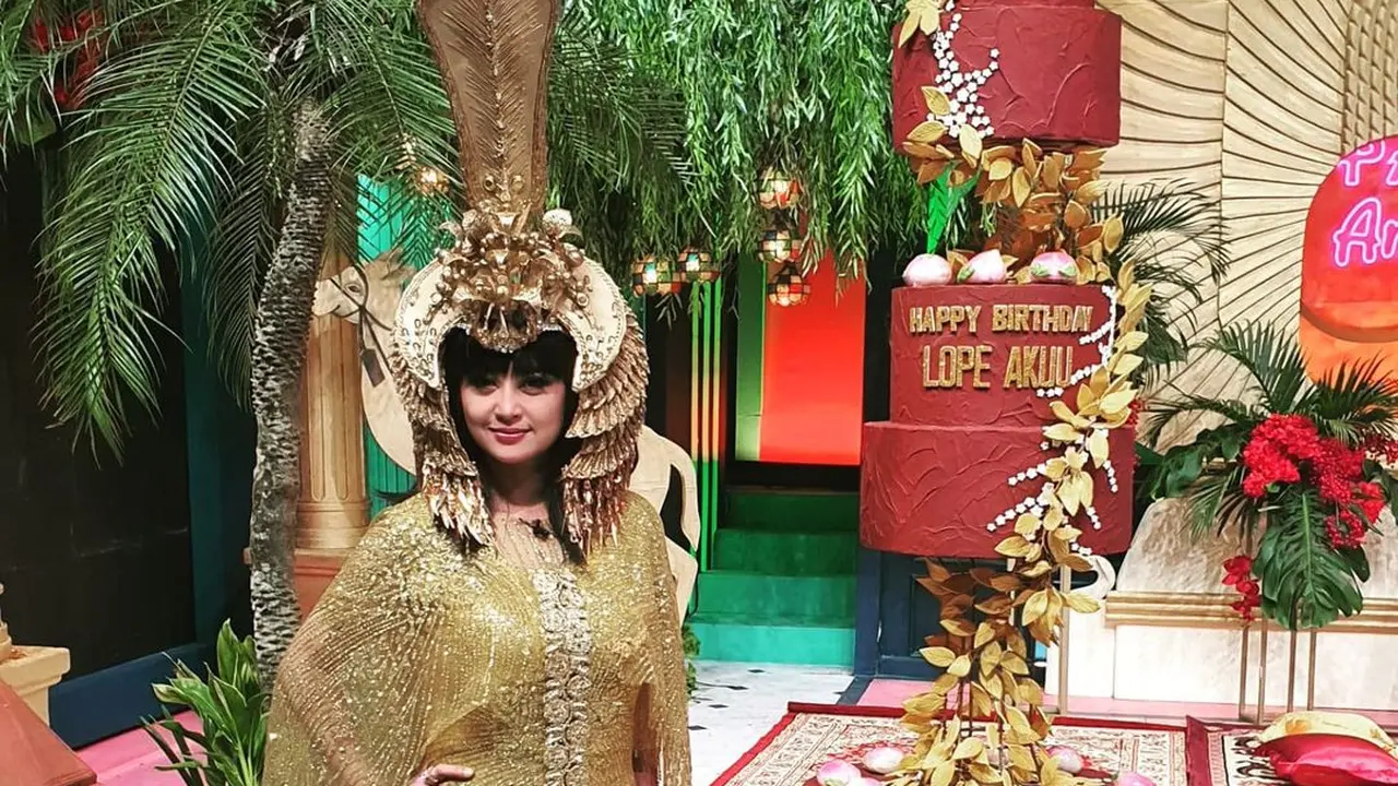 Dewi Perssik rayakan ulang tahun ke-36