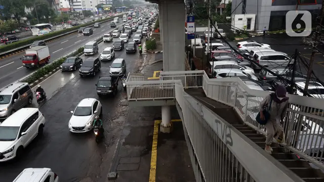 FOTO: Rencana Sanksi Kendaraan Tak Lulus Uji Emisi
