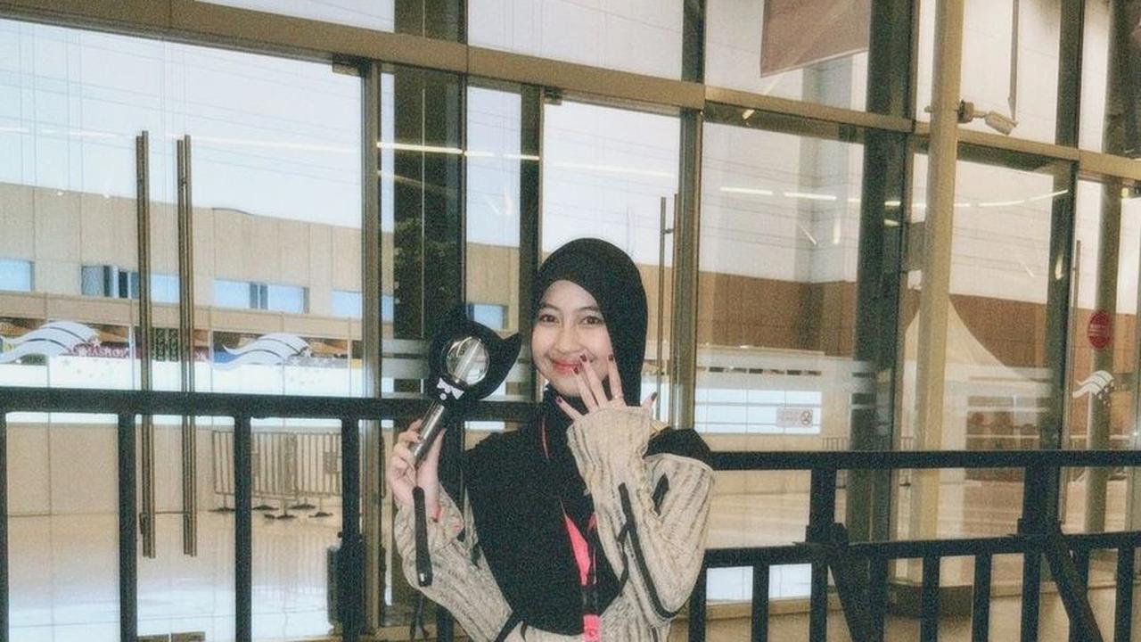 Gaya Adiba Banjir Pujian Netizen