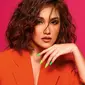 Gaya Pemotretan Ayu Ting Ting (Sumber : https://www.instagram.com/ayutingting92)