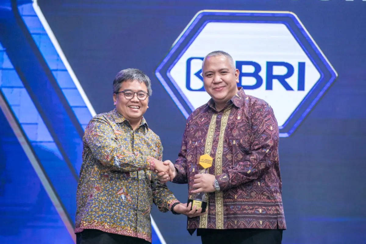 BRI Raih Anugerah Penggerak Sektor Keuangan, Bukti Konsistensi Dorong Ekonomi Rakyat lewat Holding Ultra Mikro 