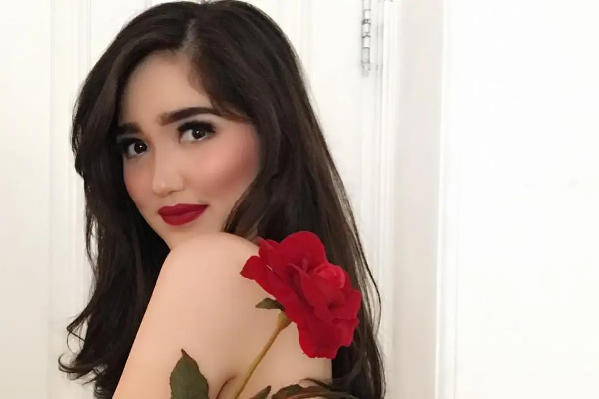 [Bintang] Cantik Milenial, Paras Wajah Sonia Fergina Mirip Ashanty dan 2 Seleb Eksis