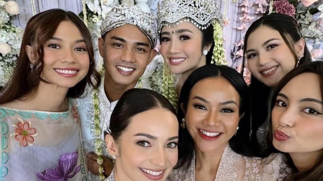 Sederet Seleb yang Hadiri Akad Nikah Febby Rastanty, Beri Ucapan Menyentuh - Bikin Suasana Hangat