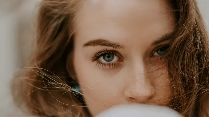 L'Occitane hadirkan Immortelle Reset Overnight Eye Serum