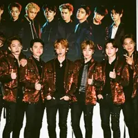 EXO (Vogue)