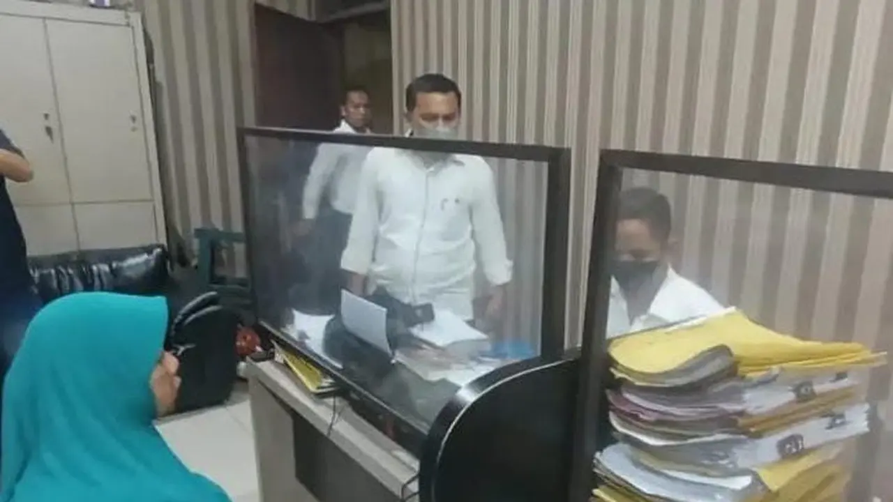 Tersangka Pembakar Ibu Tiri