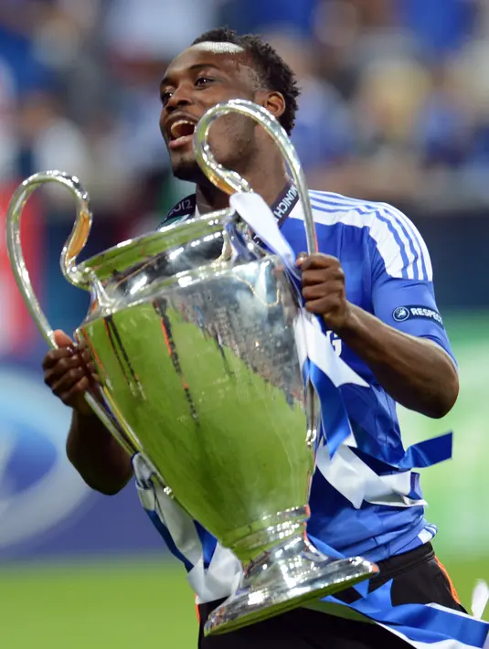 Prestasi paling bergengsi Michael Essien adalah mengantarkan Chelsea menjadi juara Liga Champions 2012. (AFP Photo)