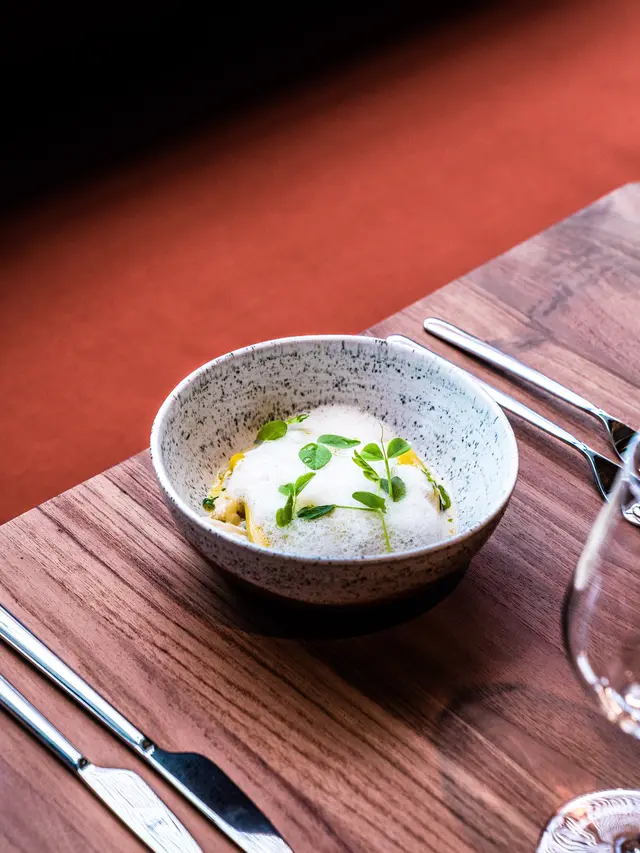 Menikmati Bali dengan Menyantap Makanan Indonesia di Restoran Jepang dan Prancis