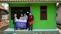 Perum Peruri meresmikan hasil renovasi Rumah Tidak Layak Huni (Rutilahu) yang terletak di Desa Sedari, Kecamatan Cibuaya, Kabupaten Karawang (dok: Peruri)