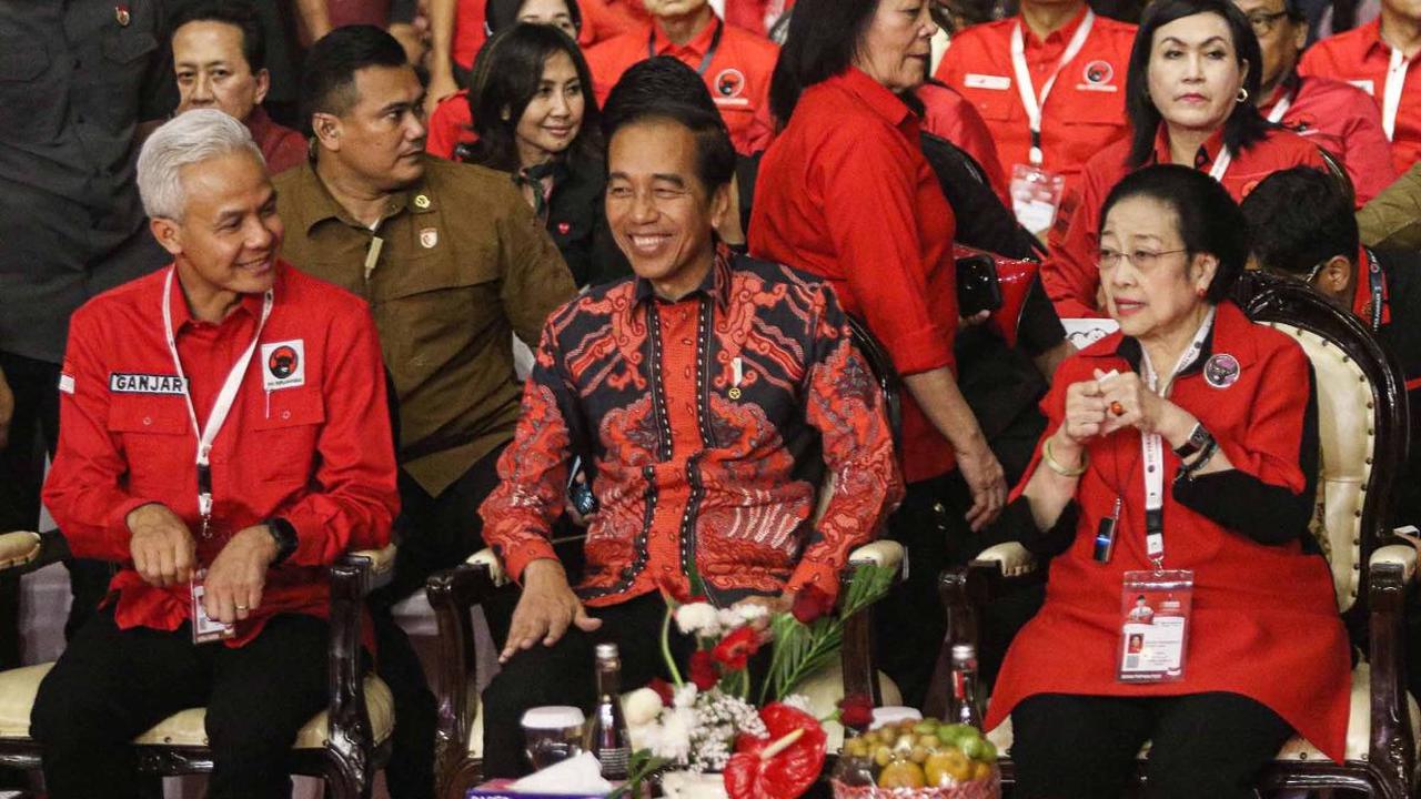 Jokowi memaparkan, sebanyak 77 juta ton stok gandum yang berhenti di Ukraina karena perang. Sedangkan, di Rusia ada 130 juta ton gandum yang tak bisa diekspor karena keamanan laut.