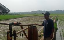 Atasi Kekeringan, Petani Lebak Andalkan Pompa Pantek Sistem Satelit
