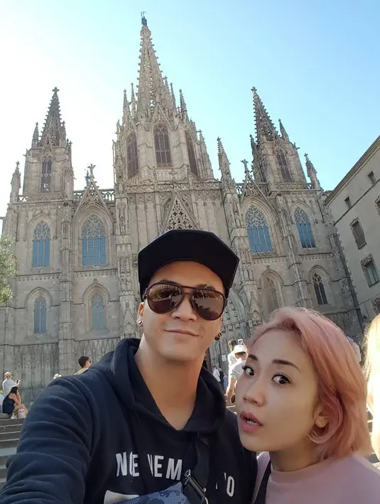 "Sudah banyak yang ngasih tau kita tuh dari dua atau tiga tahun lalu caranya tuh kaya gini, kaya gini. Saking banyaknya sampai sekarang belum kita filter, belum di putusin kita mau ngapain. Karena kita mempertimbangkan kan orangnya ya," jelasnya.