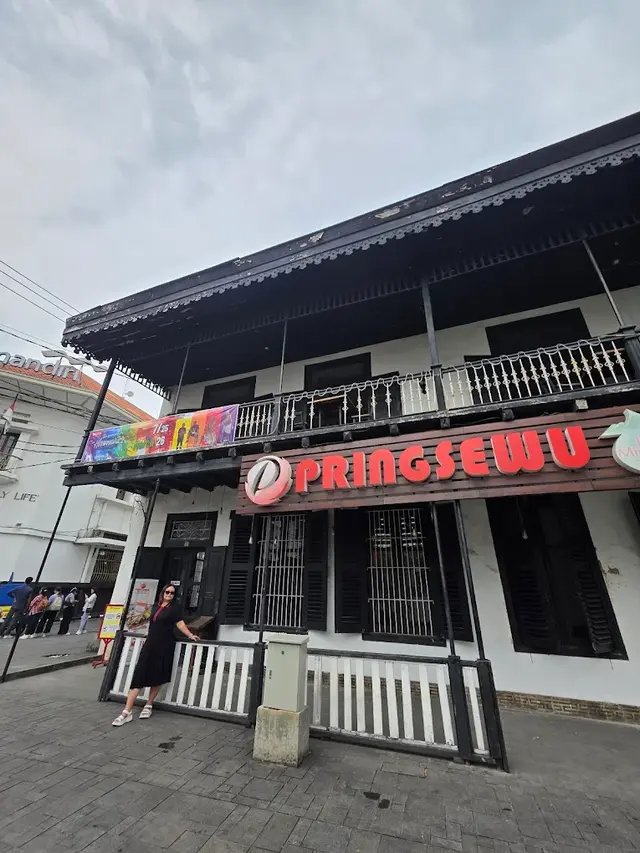 Tempat Makan Dekat Gereja Blenduk Semarang
