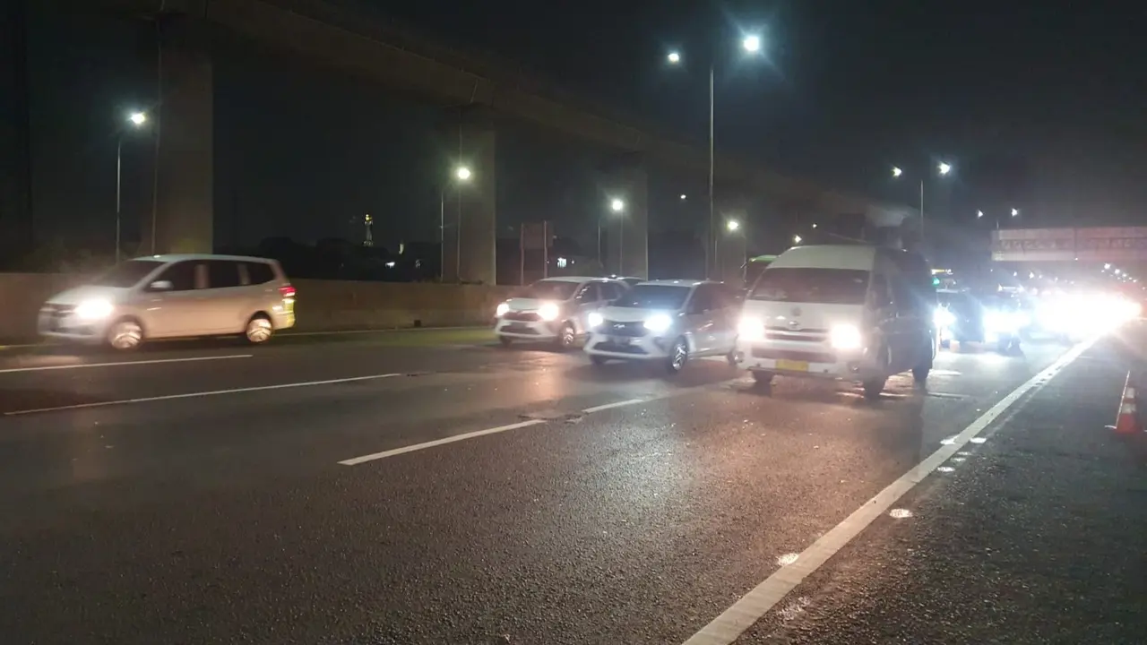 Simpang Tol Cikunir, Bekasi, Jawa Barat