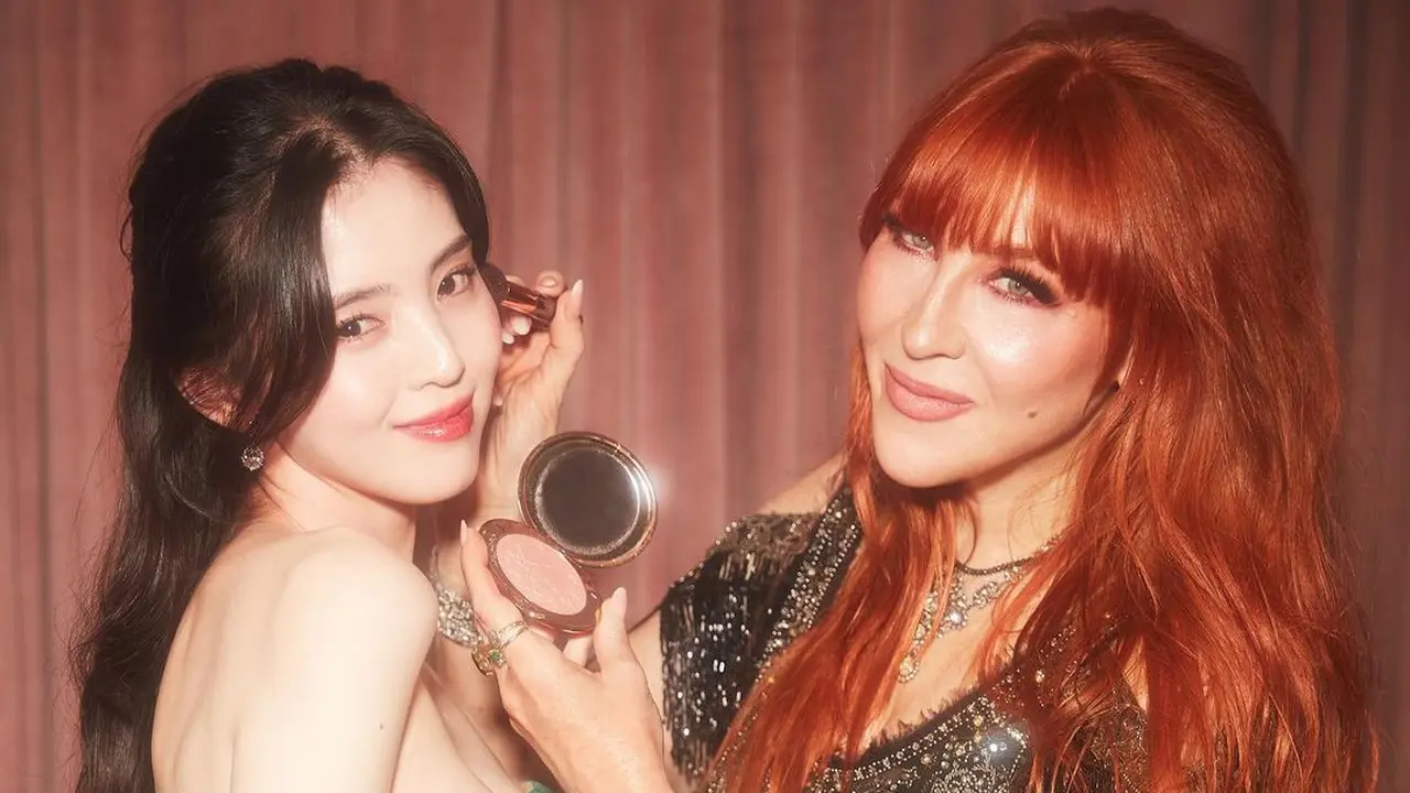 Han So Hee di Fashion Awards 2022