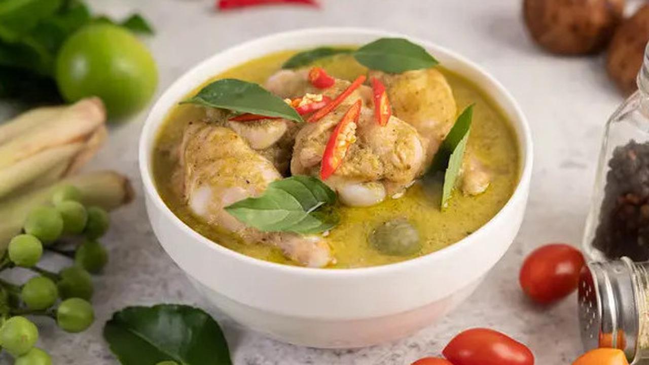 Bukan Bawang Putih, Ini Cara Ampuh Menyelamatkan Opor Ayam Hampir Basi
