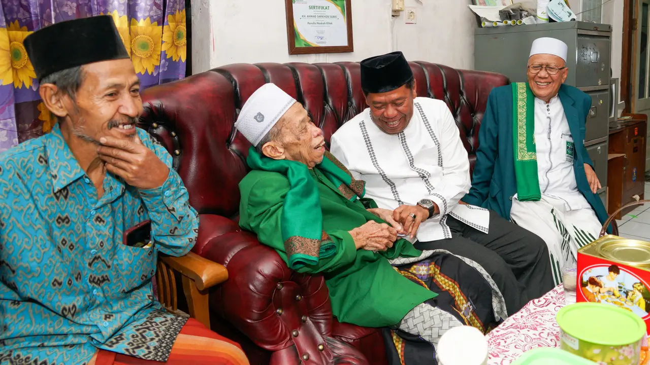 Ketua PCNU Majalengka Muhammad Umar menilai, Bakal Cabup Majalengka Eman Suherman dikenal punya rekam jejak yang terbukti sebagai pemimpin dan layak menang di Pilkada 2024.