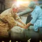 Kedua pasangan lansia romantis ini meniru drama populer Descendants of the Sun untuk merayakan ulang tahun pernikahan mereka