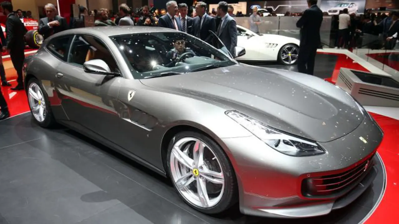 Suksesor Ferrari FF Tampil Lebih Premium