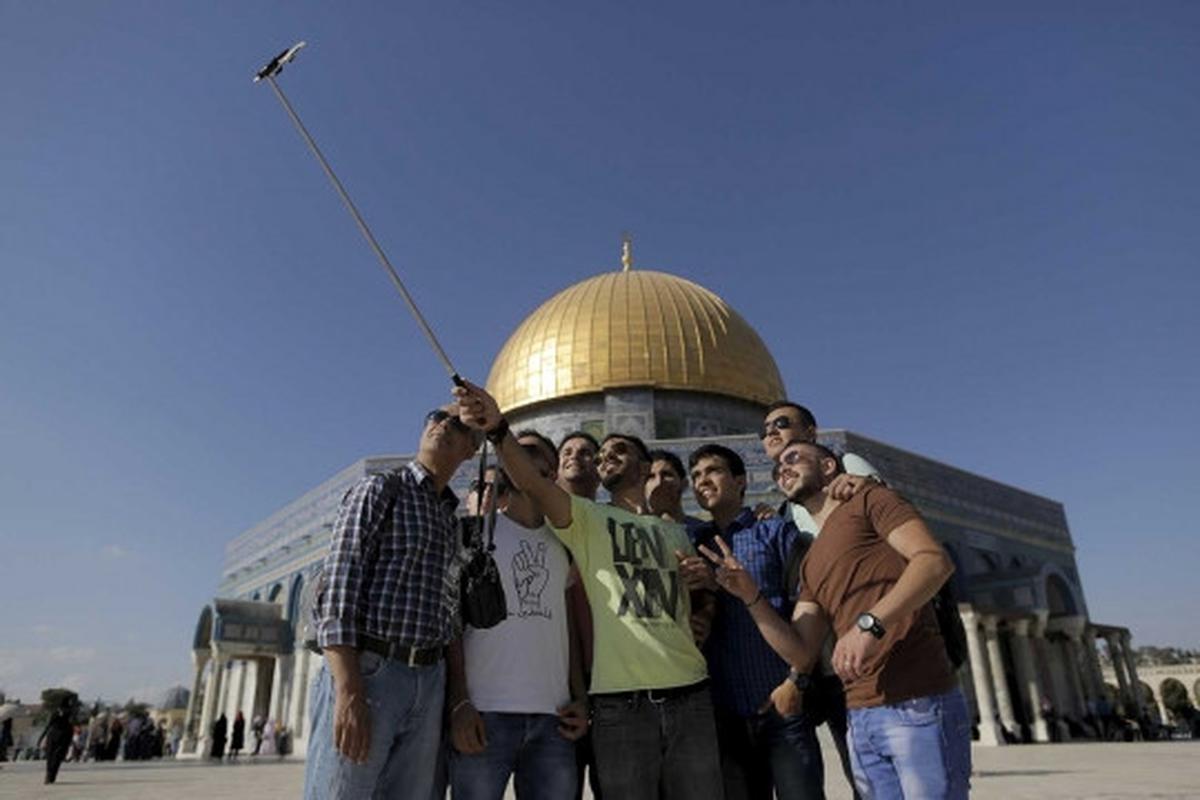 Ramadan, demam selfie mewabah di Kubah Batu Yerusalem