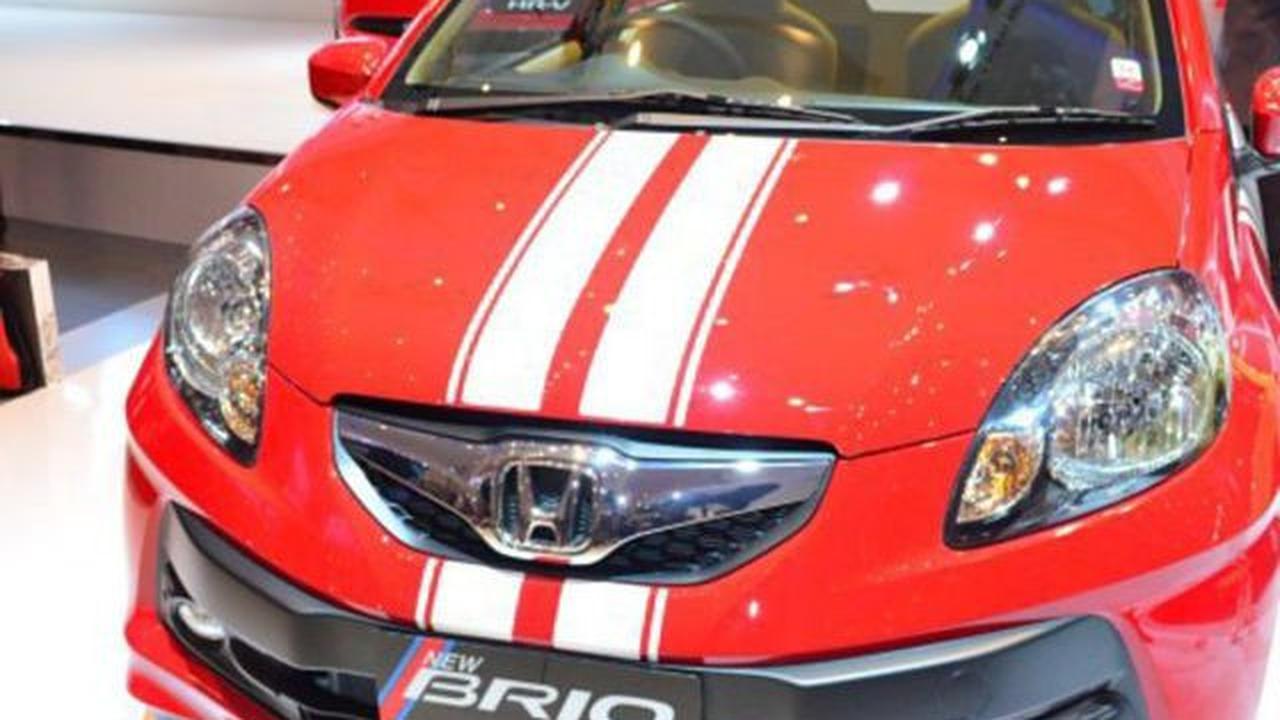Mobil Honda Brio Satya