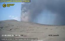Erupsi Lagi, Anak Krakatau Semburkan Abu Hitam hingga 400 Meter