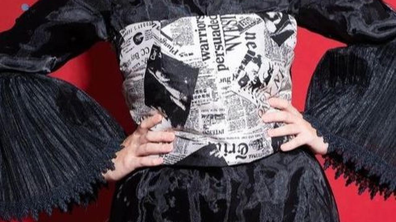 Awal Nathalie Holschier Berhijab