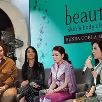 Ingin tetap cantik di usia tak lagi muda, Bunda Corla pilih perawatan di Indonesia [ist]