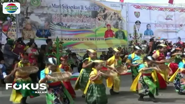 Festival Budaya Isen Mulang dalam rangka memperingati hari jadi Provinsi Kalimantan Tengah ke-61 dibuka dengan gelaran karnaval.
