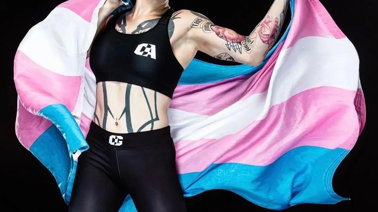 Petarung MMA Transgender Tuai Kontroversi usai Memenangkan Pertarungan