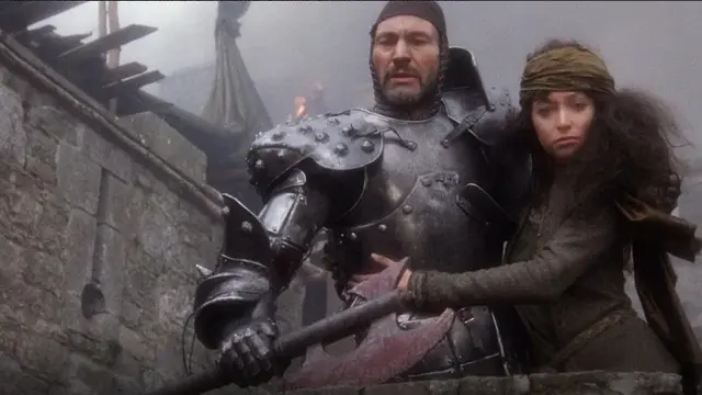 Patrick Stewart di Excalibur (credit: IMDB)