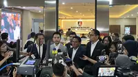 Pengacara dari Joko Widodo atau Jokowi, Yakup Hasibuan kepada awak media usai mendampingi pemeriksaan Jokowi di Markas Bareskrim Polri Jakarta, Selasa (20/5/2025). (Liputan6.com/Muhammad Radityo Priyasmoro).