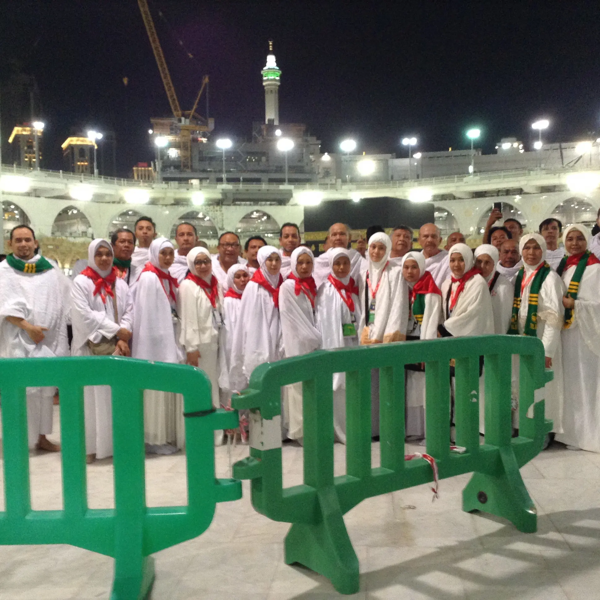 Sinemart ajak 119 orang Umrah (Foto: Telni Rusmitantri)