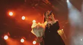 Penampilan Bernadya dalam acara KapanLagi Buka Bareng BRI Festival 2025 yang berlangsung di Plaza Parkir Timur Kompleks Stadion Utama Gelora Bung Karno (SUGBK), Senayan, Jakarta. (Bola.com/Bagaskara Lazuardi)