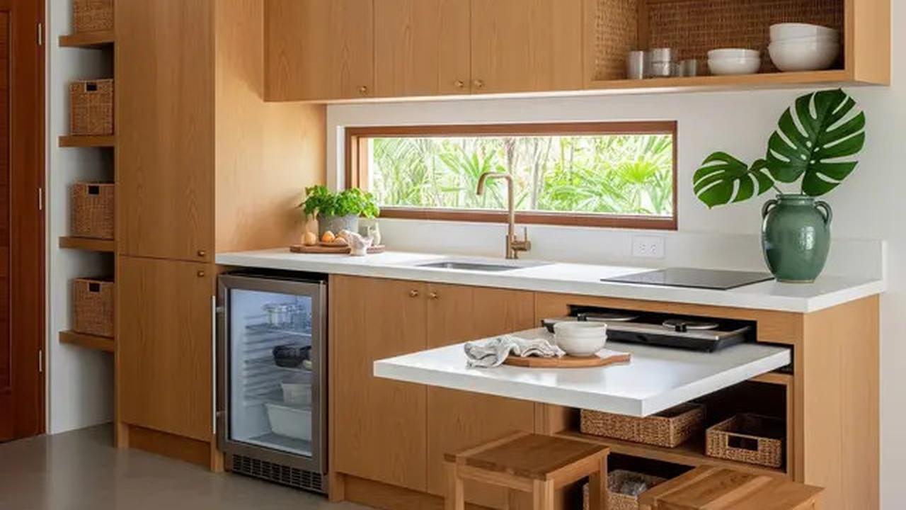 7 Model Dapur Tropis Minimalis untuk Rumah Kampung yang Adem dan Cantik