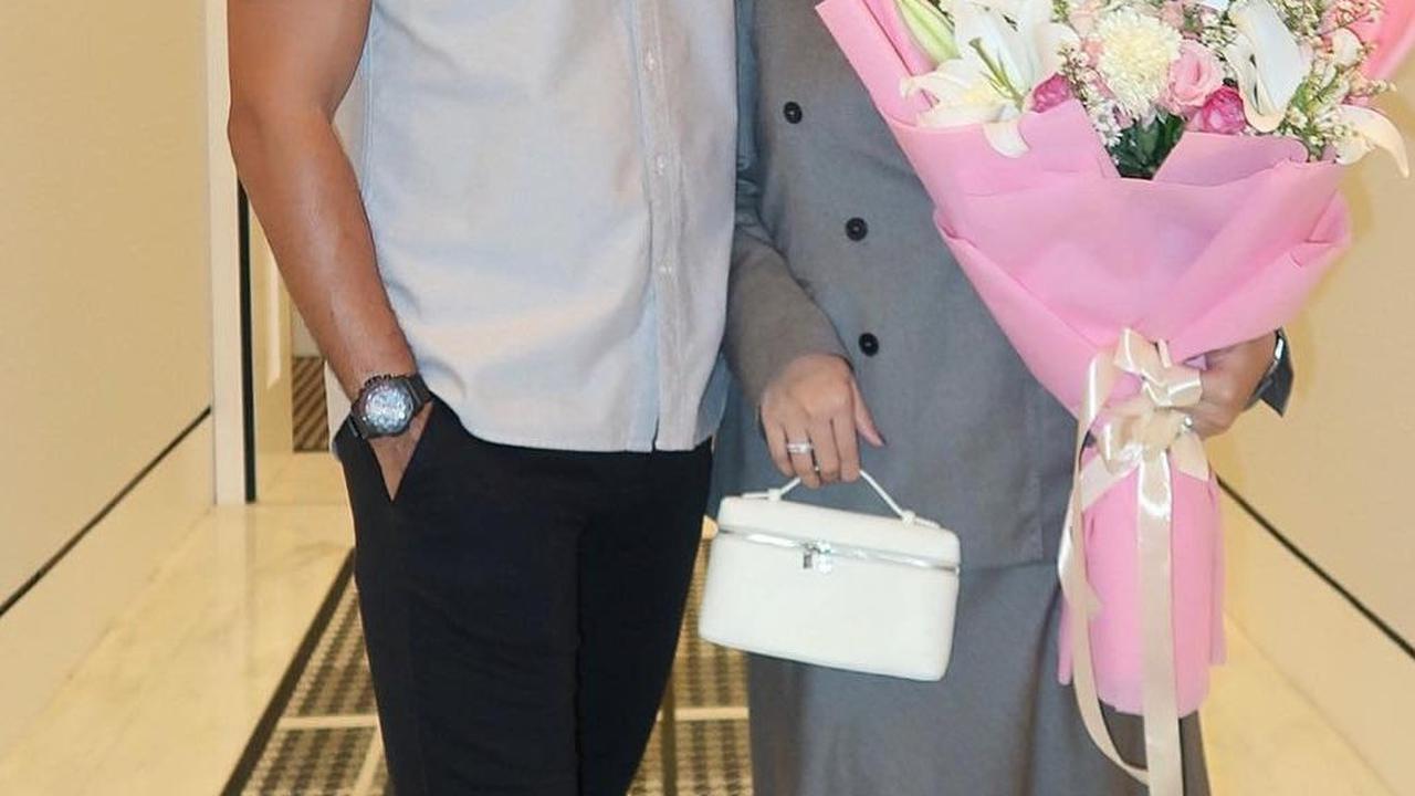 Intip Foto-foto Ali Syakieb dan Margin Wieheerm di Momen Anniversary Pernikahan ke-3, Siapkan Kejutan Hingga Dinner Romantis