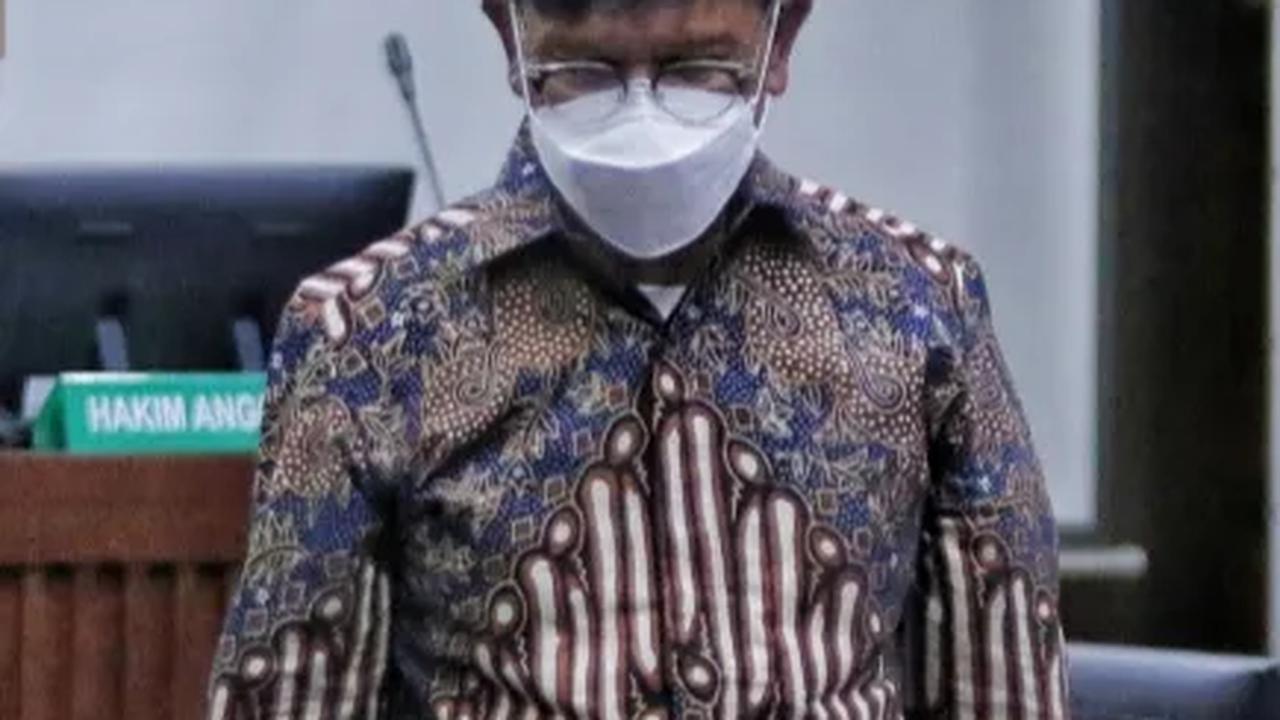 Dibantah Johnny Plate