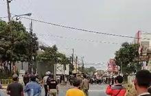 Kronologi Bentrokan Tiga Ormas di Bekasi yang Menewaskan Satu Orang