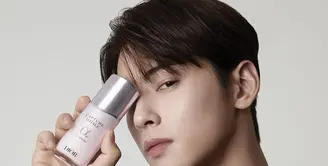 Pesona Cha Eun Woo sebagai artis Korea memang selalu menarik perhatian [instagram/diorbeauty]