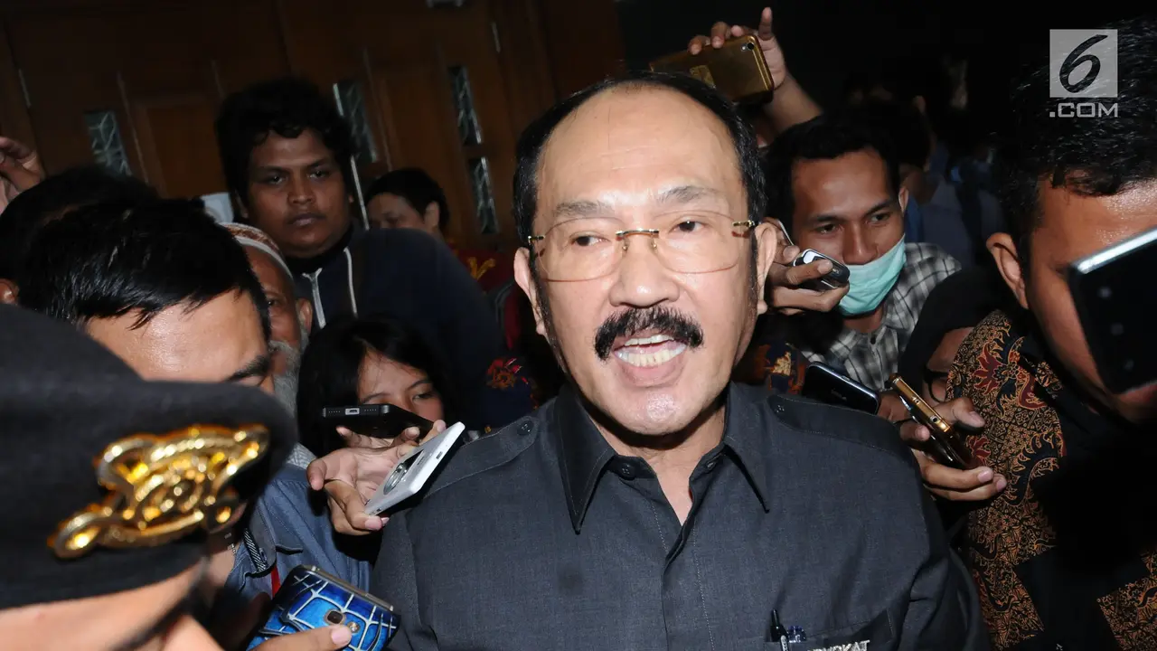 Luapan Ekspresi Fredrich Yunadi Usai Didakwa Halangi Penyidikan Kasus Setya Novanto