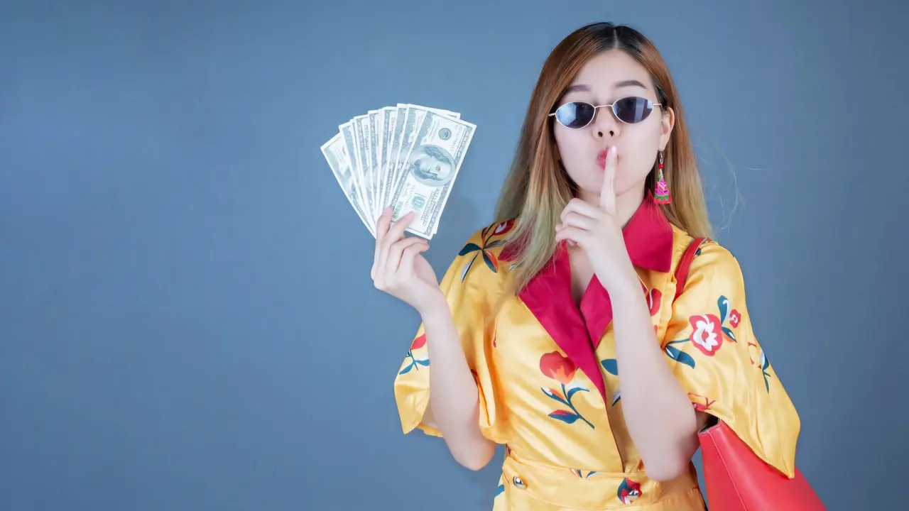 Liburan Impian Tanpa Bikin Kantong Jebol? Ini Rahasia Mengatur Keuangan On Budget! (Foto: Freepik/jcomp)