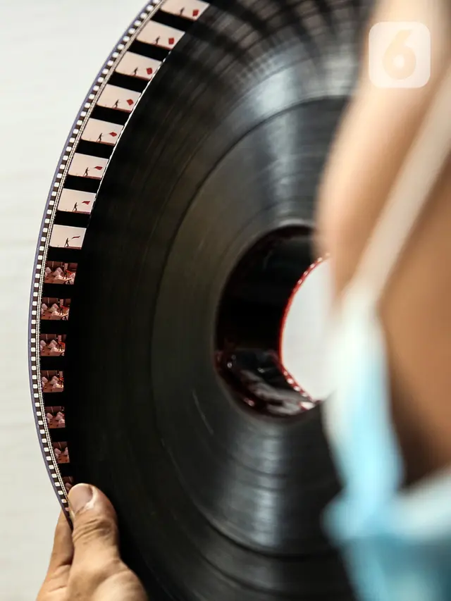 Nasib Penyewaan Film Seluloid 35mm untuk Layar Tancap