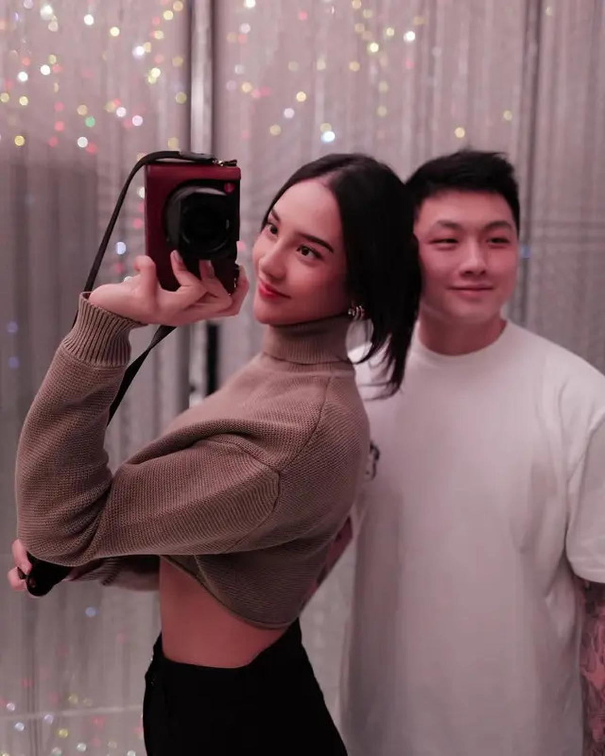 6 Potret Anya Geraldine dan Tora Widjaja Diduga Pacar Baru, Liburan Bareng ke Jepang