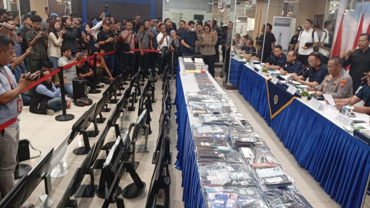 Apartemen di Batam Dirombak Jadi Markas Scam Internasional, 210 WNA Diamankan
