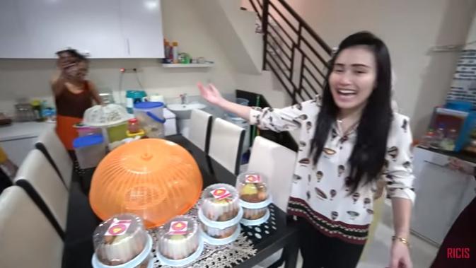 Potret rumah Ayu Ting Ting (Sumber: YouTube/Ricis Official)