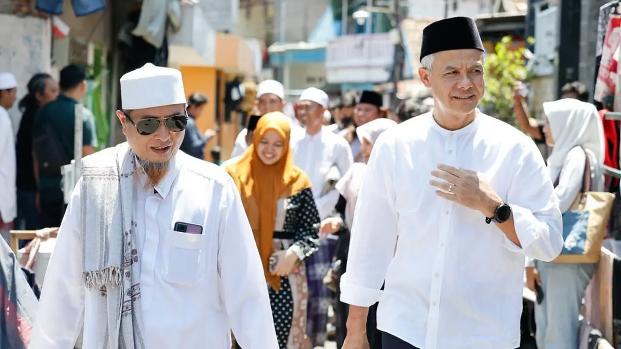 Capres 2024 Ganjar Pranowo sowan ke KH Luqman Hakim dan KH Djardjis Al Ishaqi, dua cucu Hadhratussyaikh KH Muhammad Utsman Al Ishaqi di Surabaya (Istimewa)