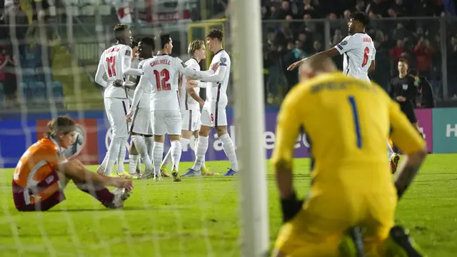 FOTO: Inggris Bantai San Marino 10-0, Harry Kane Quattrick