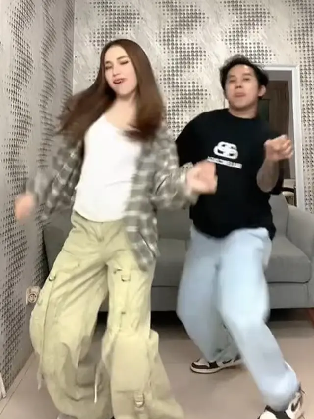 Ayu Ting Ting ala dancer (TikTok/ayutingting)