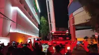 Fakta Kebakaran Glodok Plaza, Api Mulai Terlihat di Lantai Atas dan Sempat Terdengar Ledakan