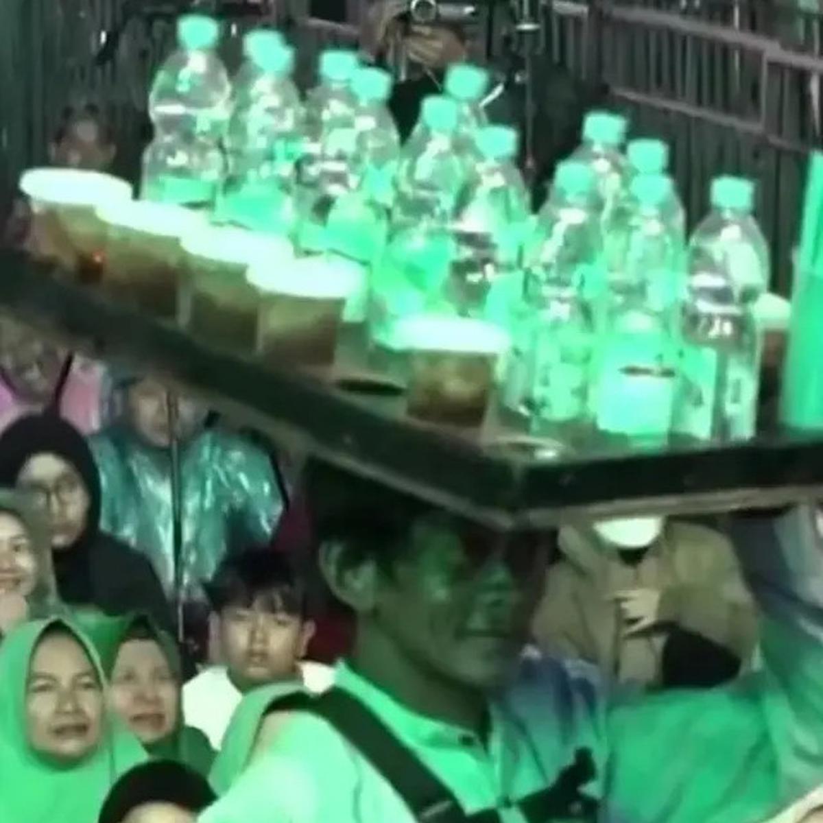 Penjual Es Teh di Ceramah Gus Miftah Dapat Berkah, Umrah hingga Uang Rp100 Juta